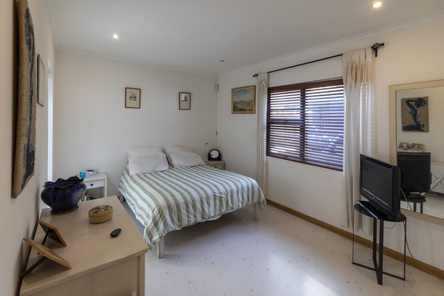 2 Bedroom Property for Sale in Claremont Western Cape